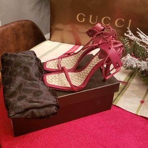 Red leather Gucci heels